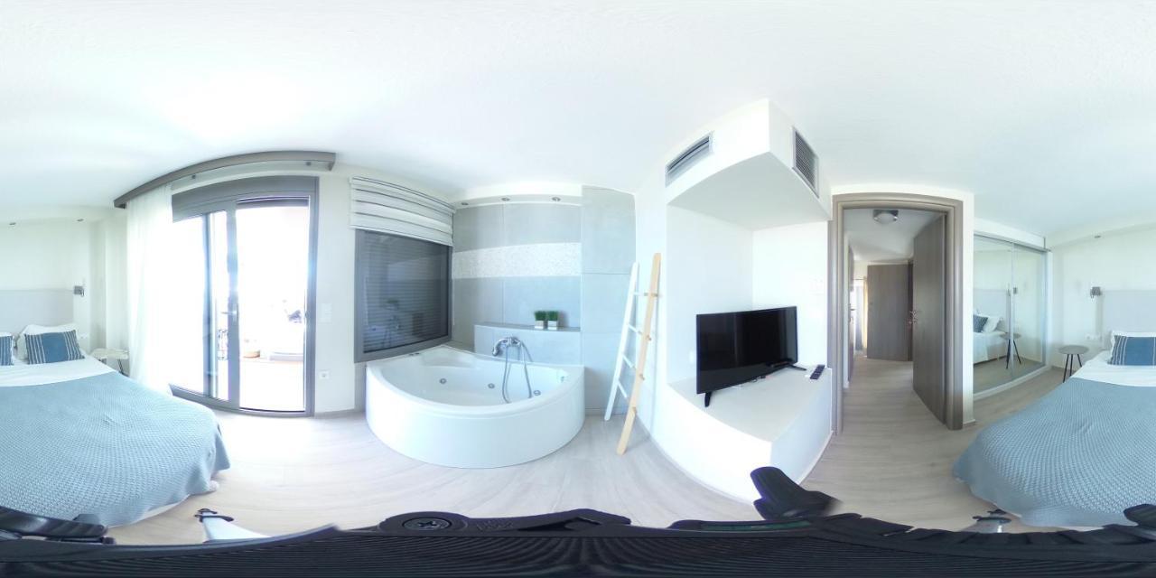 Hanioti Suite Maisonette In Front Of The Sea Exterior foto