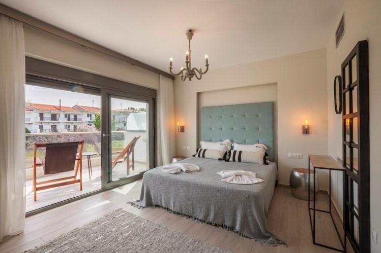Hanioti Suite Maisonette In Front Of The Sea Exterior foto