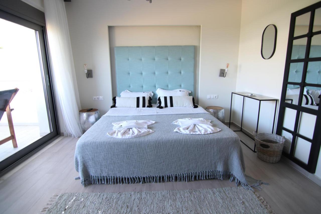 Hanioti Suite Maisonette In Front Of The Sea Exterior foto